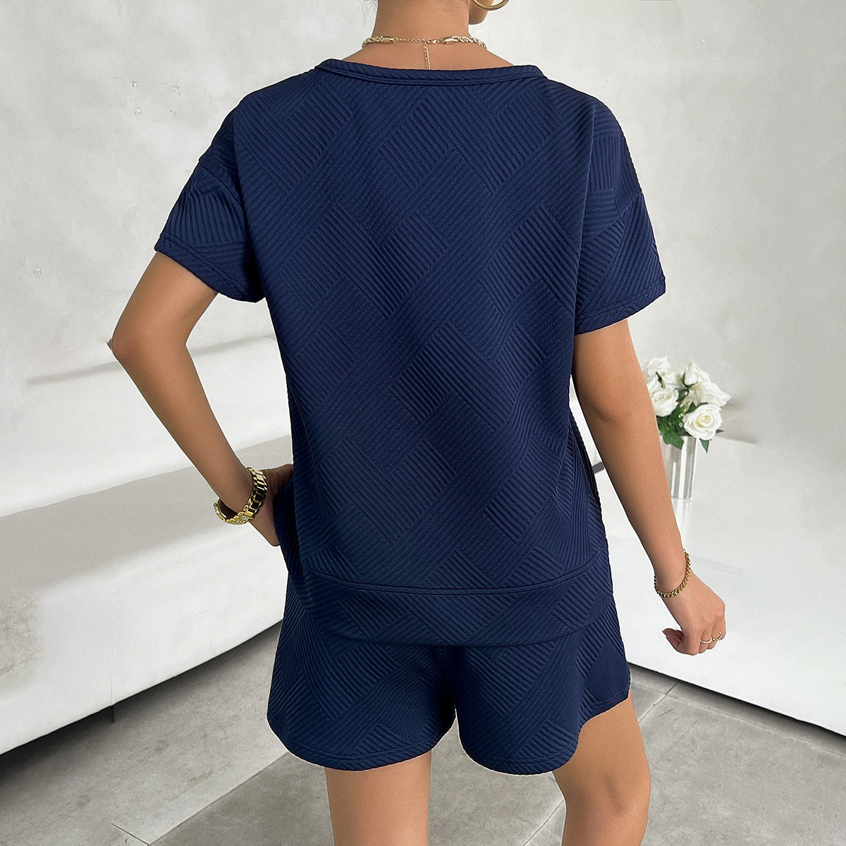 Women's summer solid color knitted round neck top and shorts casual two-piece set